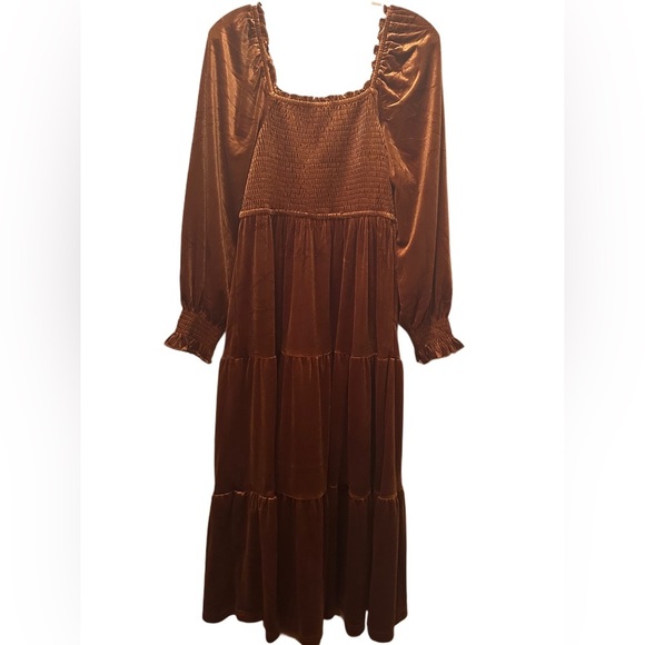 NWT Women’s Velvet Long Sleeve Square Neck Smocked Ruffle A Line Dress Size M - Picture 3 of 6